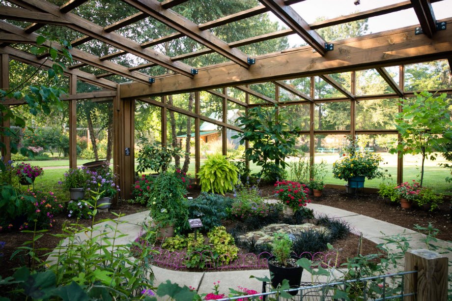 Botanical Garden of the Ozarks, United States